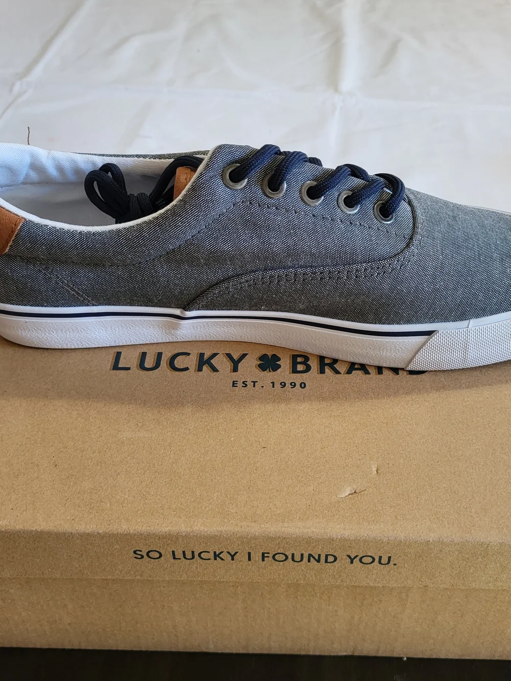 *NEW* Lucky Brand Iwan Canvas Sneaker Men's Size 10.5 Shoes Casual with Box